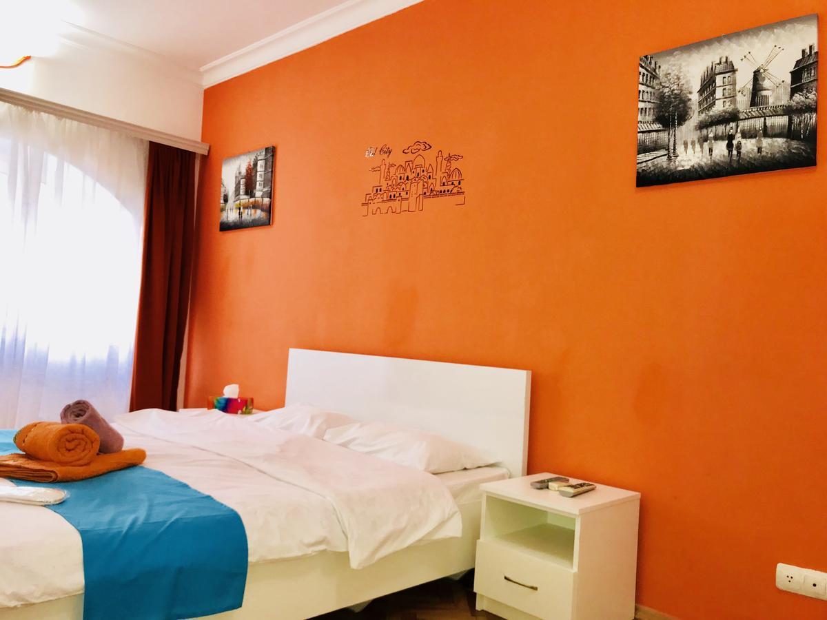 Check-In Apartment Near Fountain Square Vidadi Str باكو المظهر الخارجي الصورة