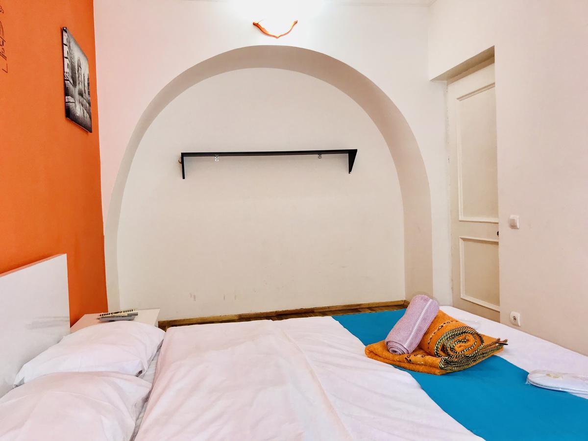 Check-In Apartment Near Fountain Square Vidadi Str باكو المظهر الخارجي الصورة